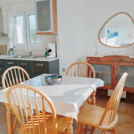 Kalamies - Secluded Skala (Kefalonia)