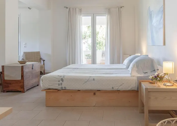 Kalamies - Secluded Skala (Kefalonia)