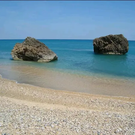 Kalamies - Secluded Daire Skala (Kefalonia)